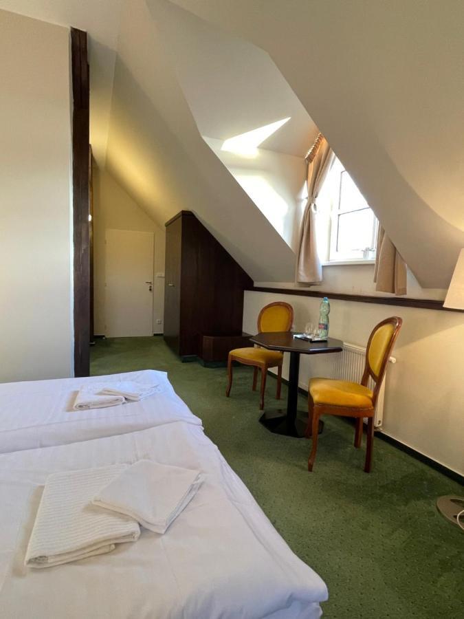 Bechneruv Statek Otel Lány Dış mekan fotoğraf