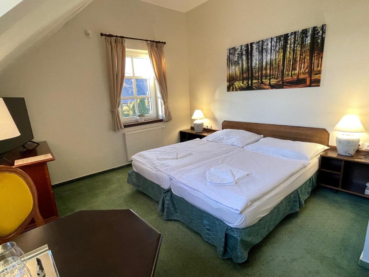Bechneruv Statek Otel Lány Dış mekan fotoğraf