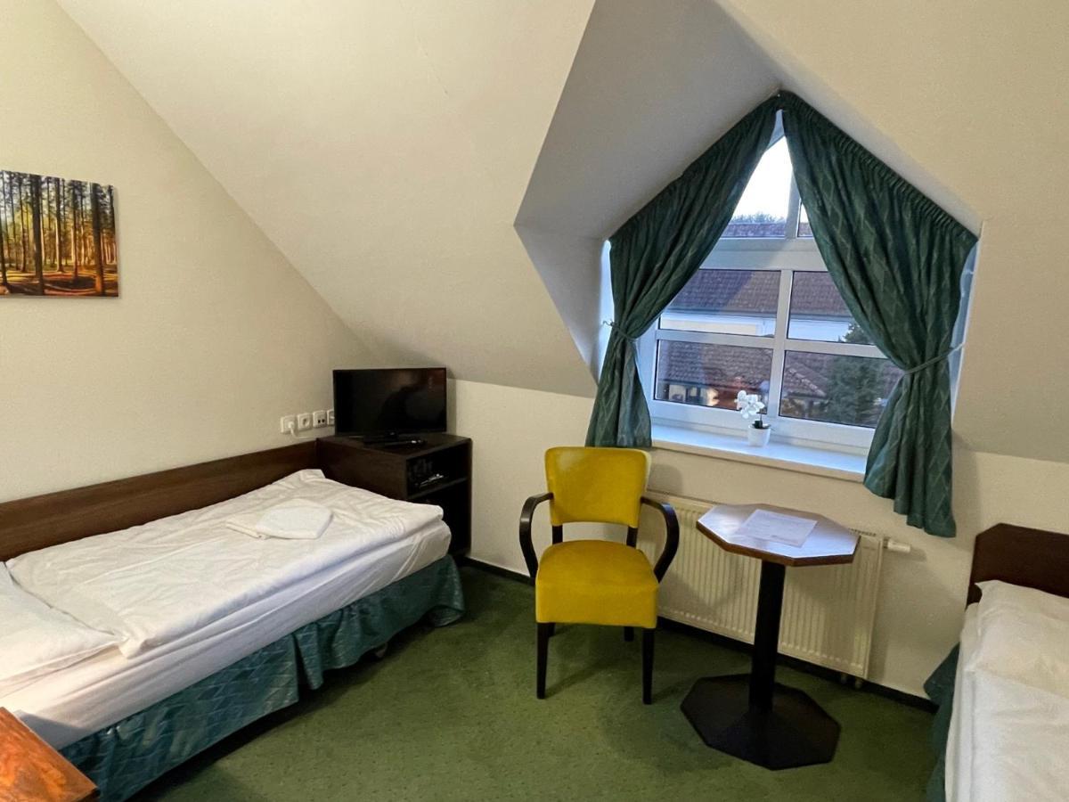 Bechneruv Statek Otel Lány Dış mekan fotoğraf