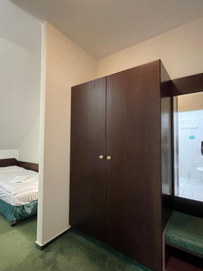 Bechneruv Statek Otel Lány Dış mekan fotoğraf