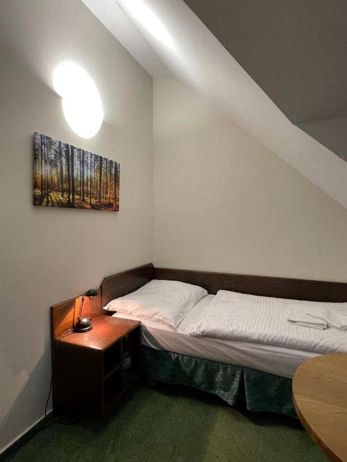 Bechneruv Statek Otel Lány Dış mekan fotoğraf